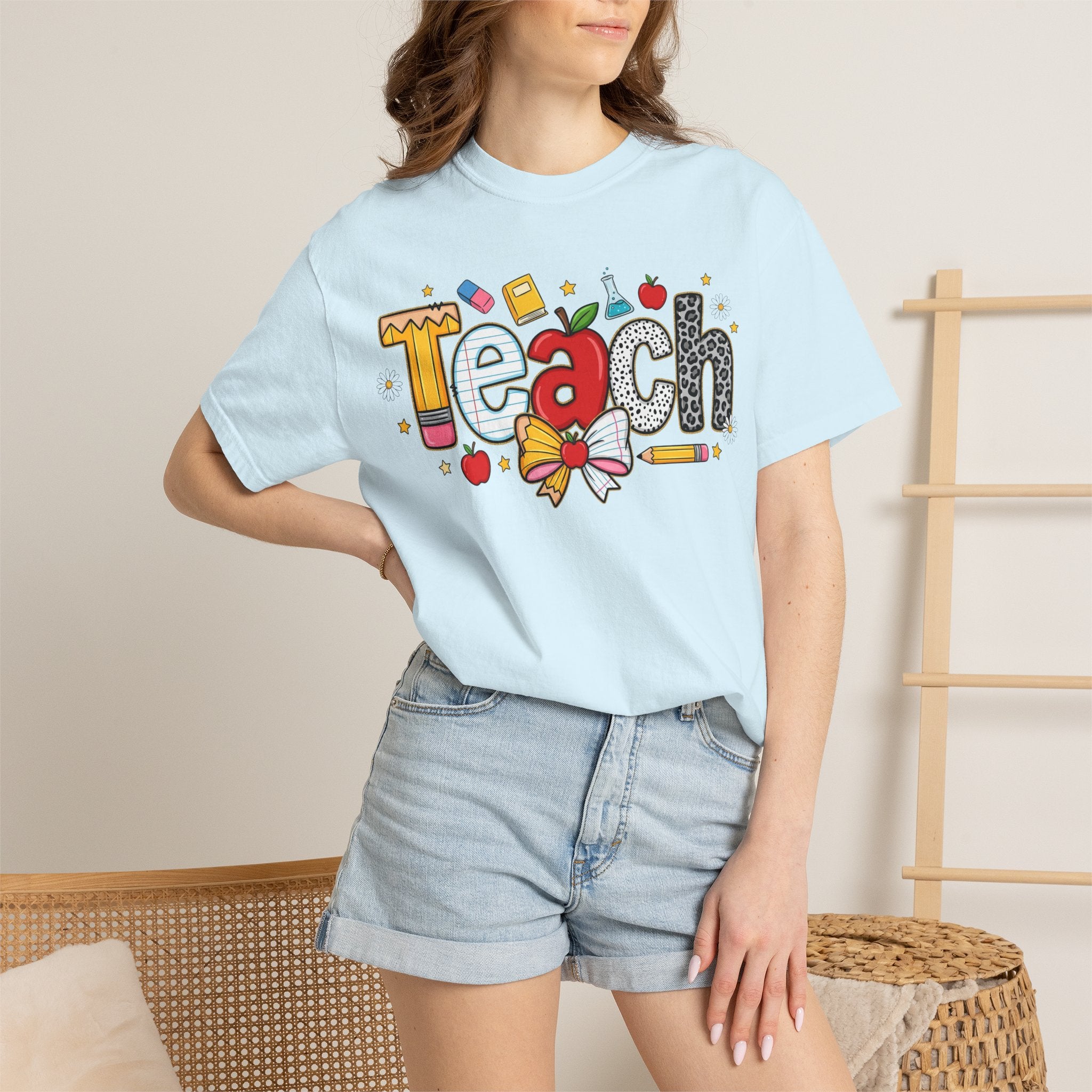 Teach Graphic T-Shirt — Cute School Teacher Gift (Apple, Pencil & Bow Design)