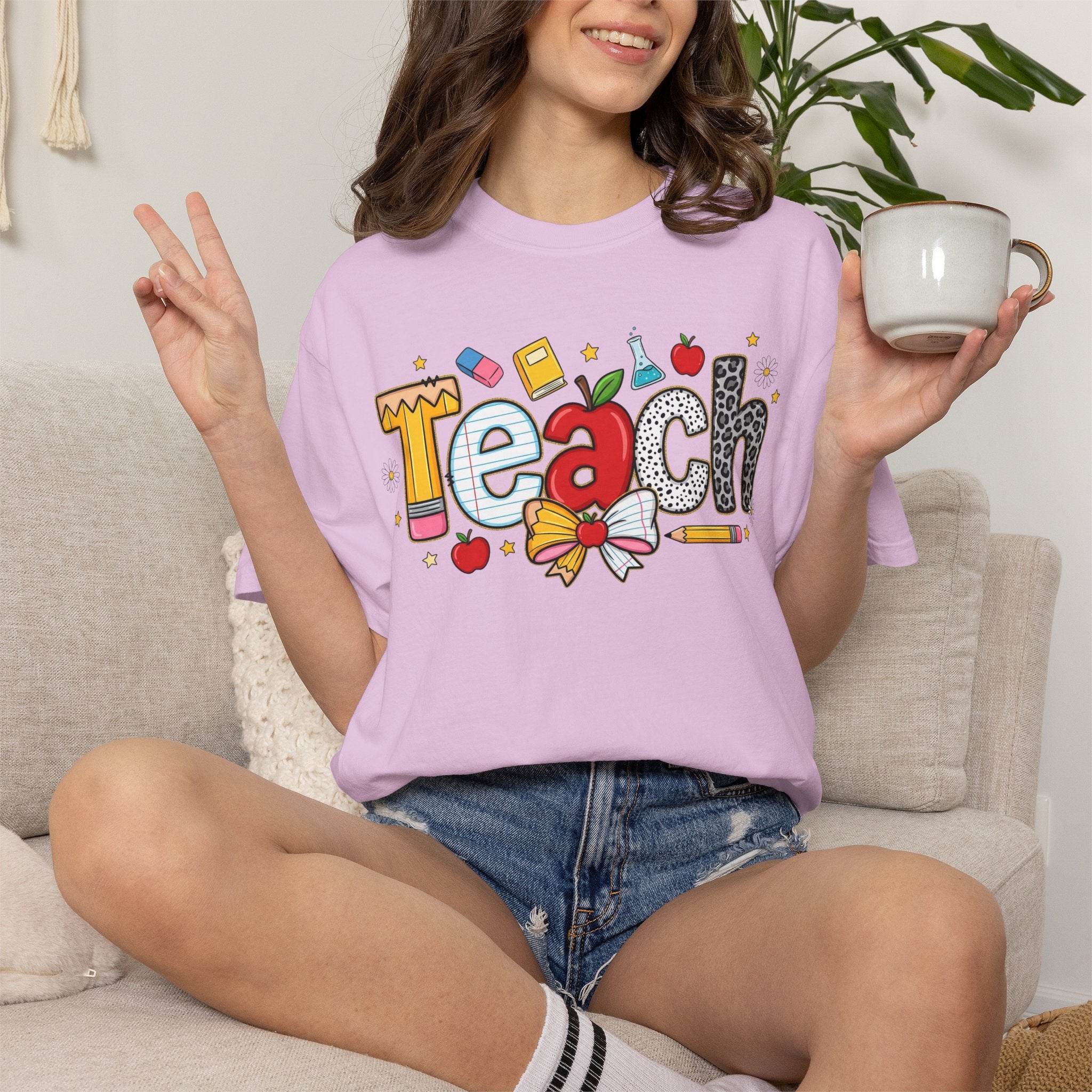 Teach Graphic T-Shirt — Cute School Teacher Gift (Apple, Pencil & Bow Design)