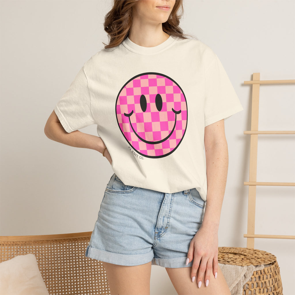 T‑Shirt — "Just a Mama Who Loves Her Girl" Pink Checker Smiley Tee
