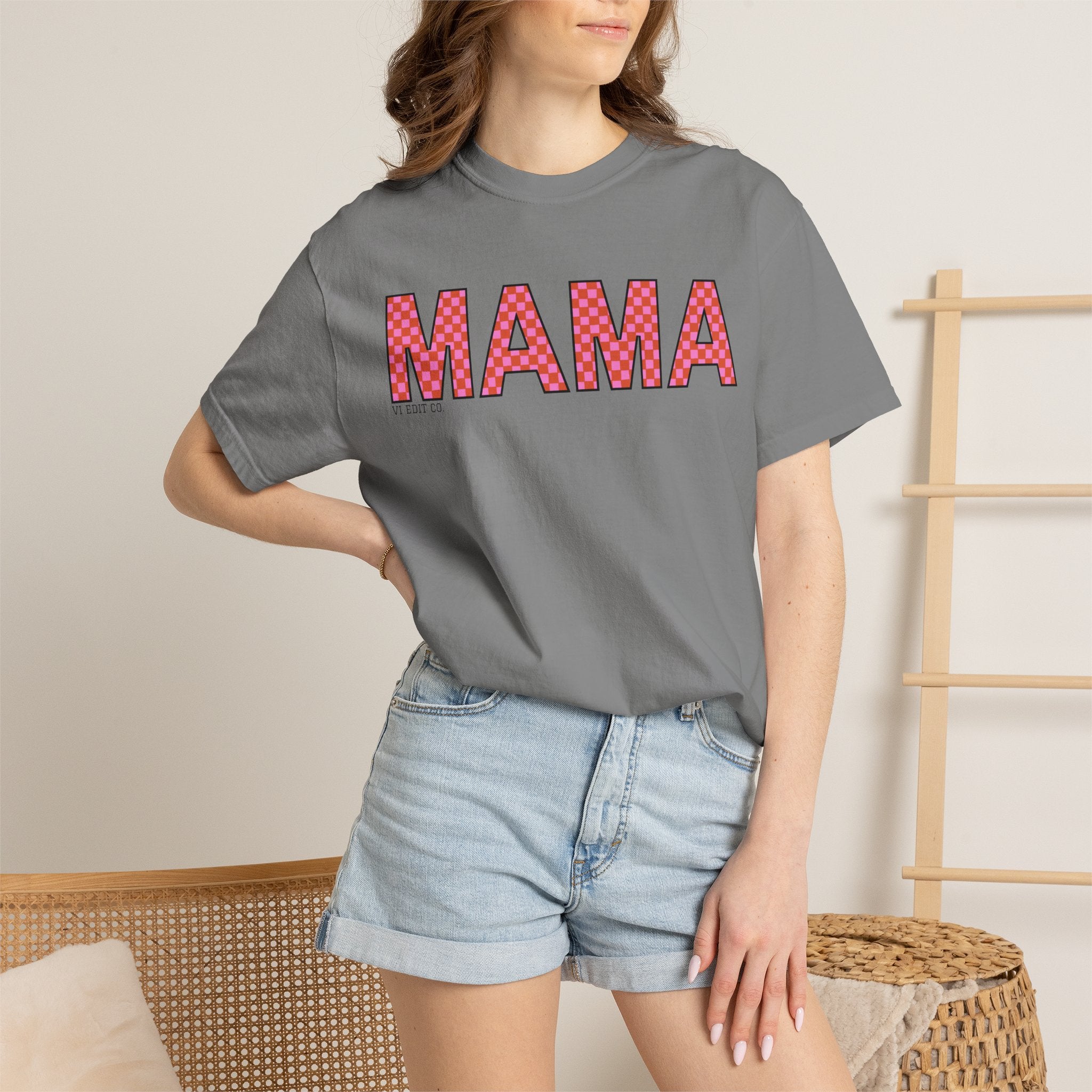 MAMA floral applique T-shirt | Mama graphic tee