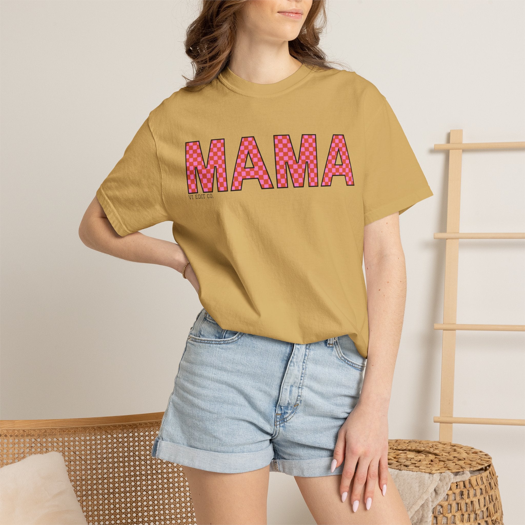 MAMA floral applique T-shirt | Mama graphic tee