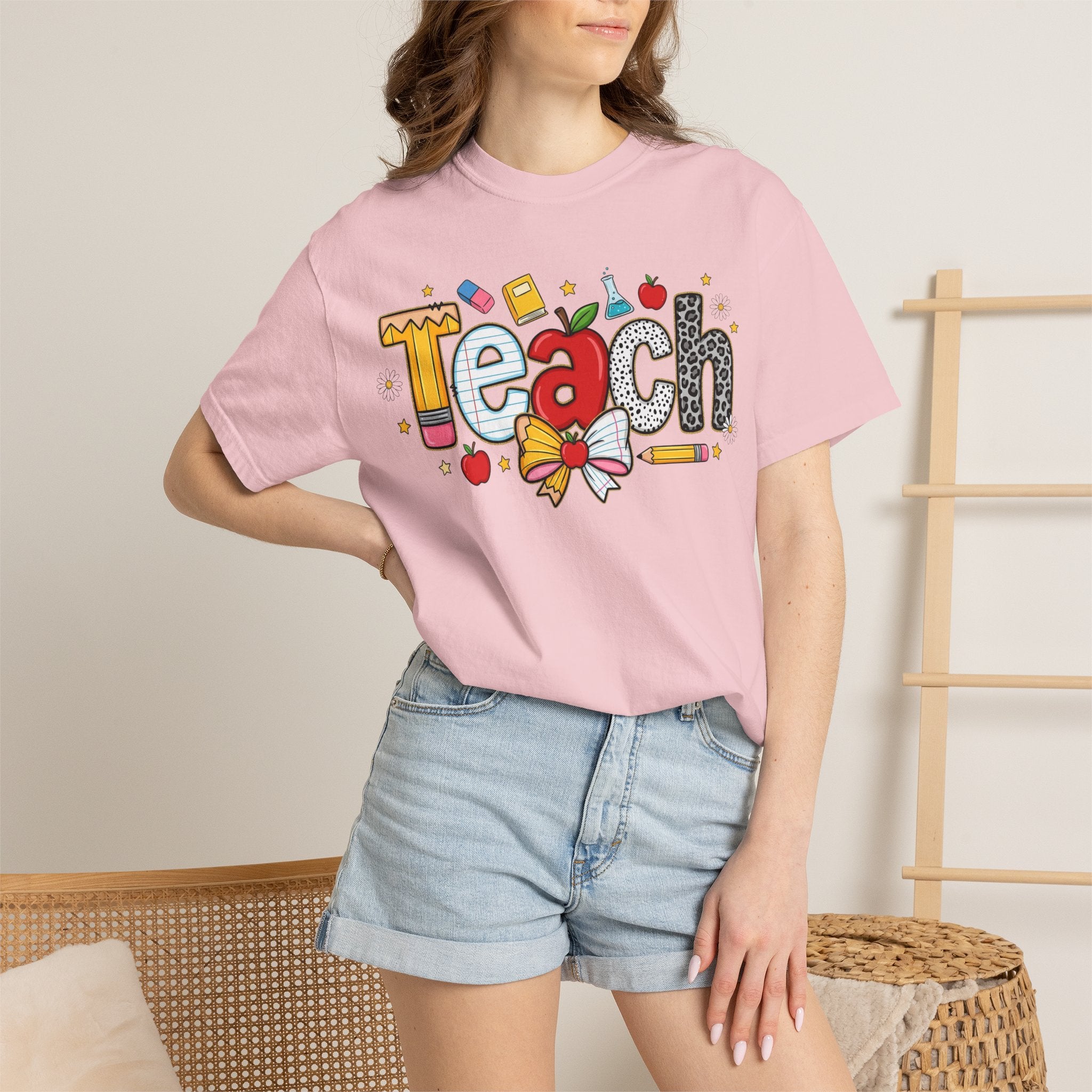 Teach Graphic T-Shirt — Cute School Teacher Gift (Apple, Pencil & Bow Design)