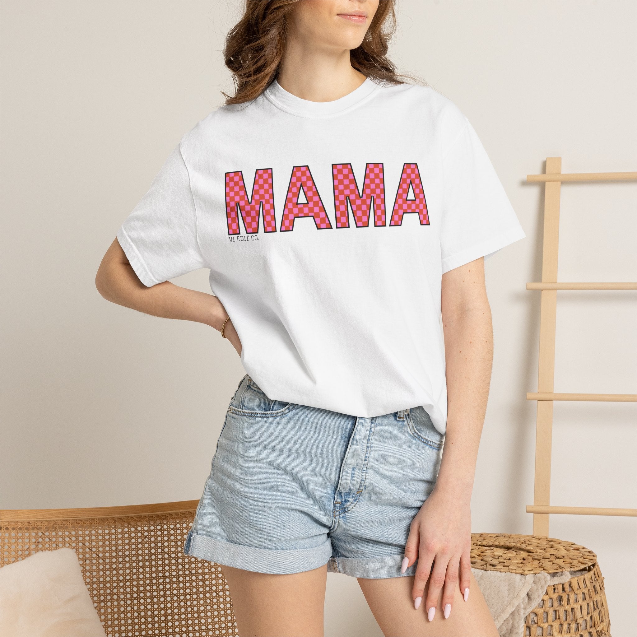 MAMA floral applique T-shirt | Mama graphic tee